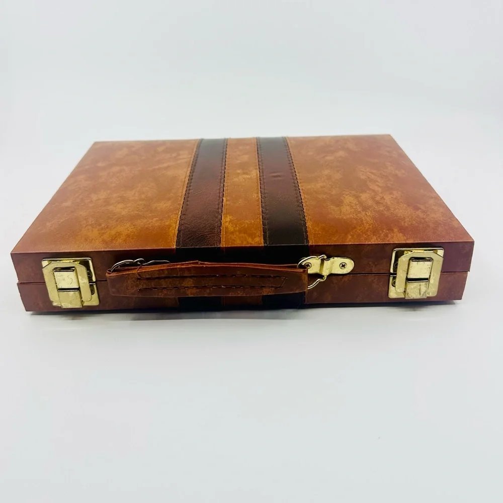 Backgammon Set - Classic Board Game Case - 2 Players - Picture 7 of 7